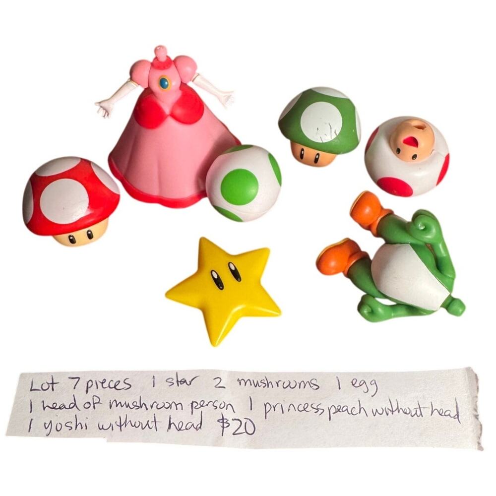Super Mario Bros Nintendo character lot of 7 Princess, star, Yoshi, mushroom egg